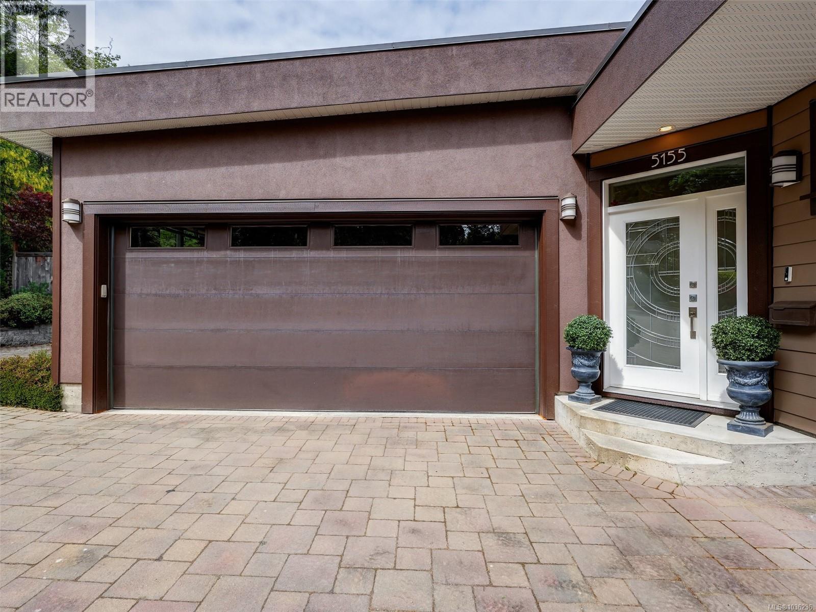 5155 Lochside Dr - 38