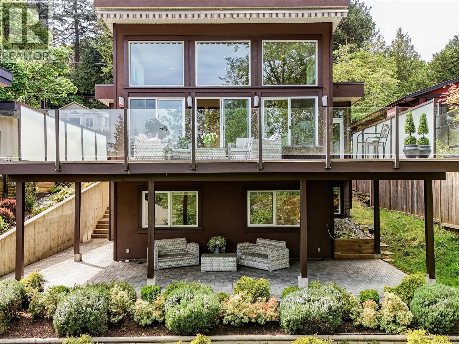 5155 Lochside Dr - 4