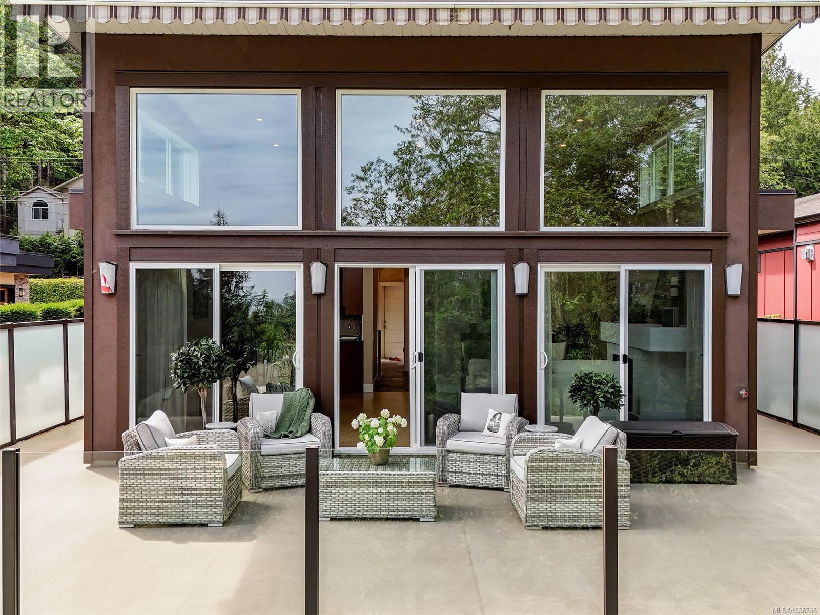 5155 Lochside Dr - 43