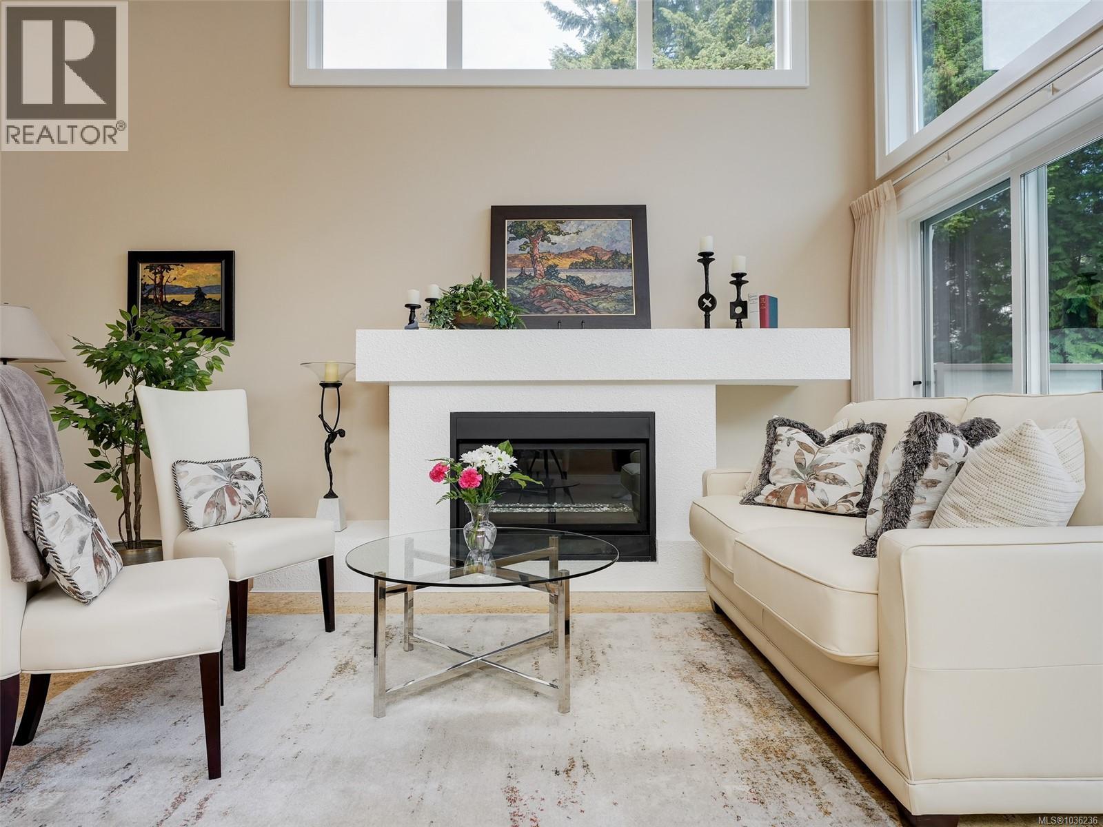 5155 Lochside Dr - 8
