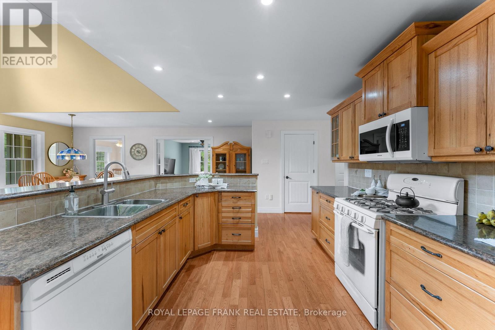382 LAKEHURST CIRCLE ROAD - 6