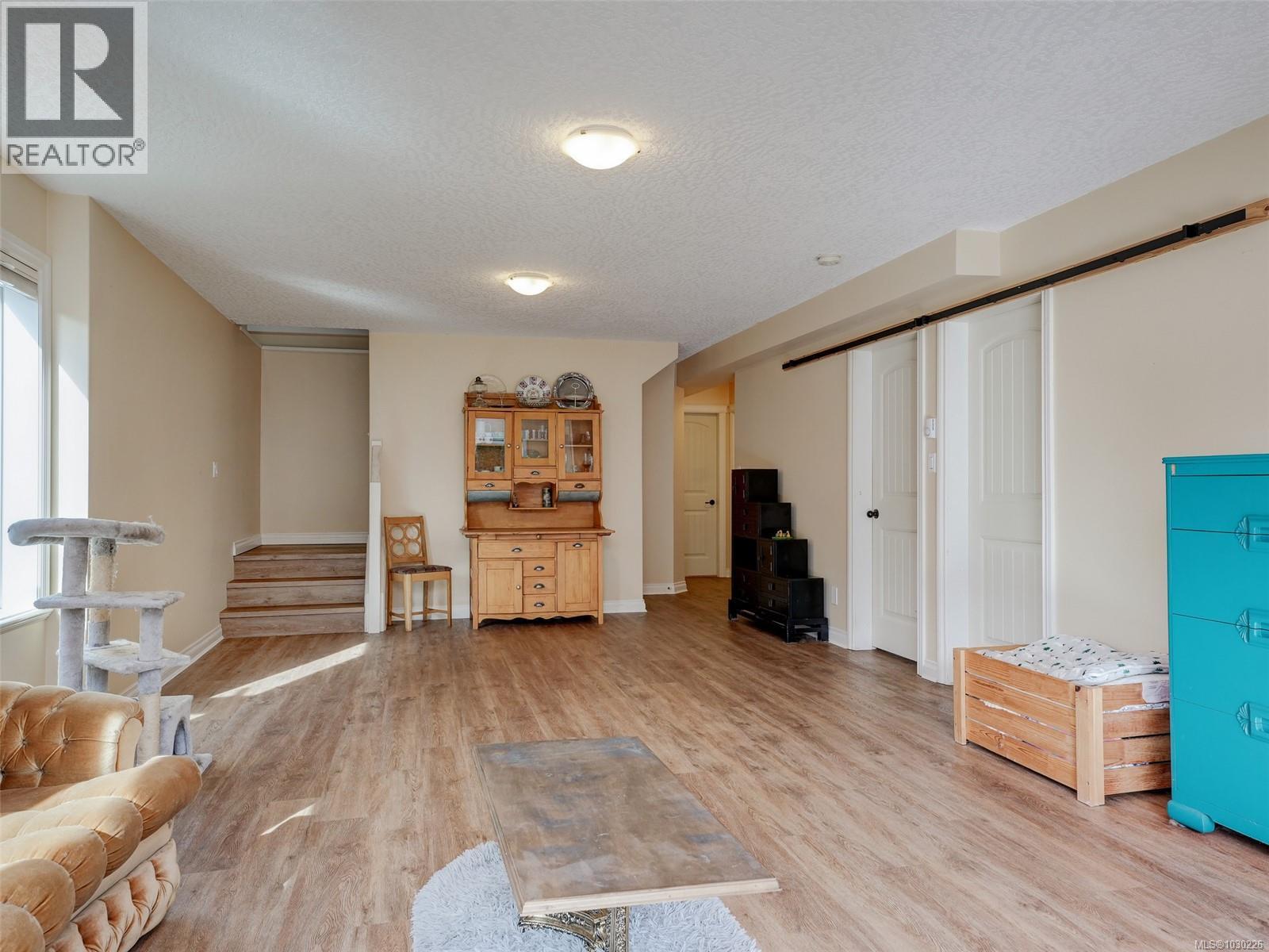 6559 Arranwood Dr - 20