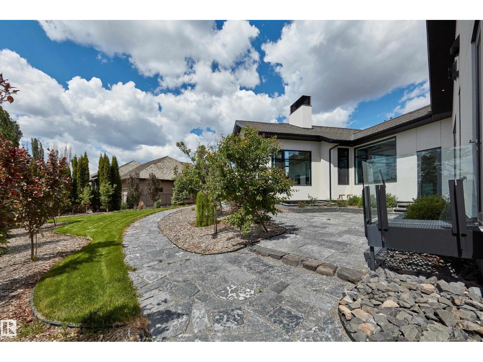 46 KINGSFORD CR, St. Albert