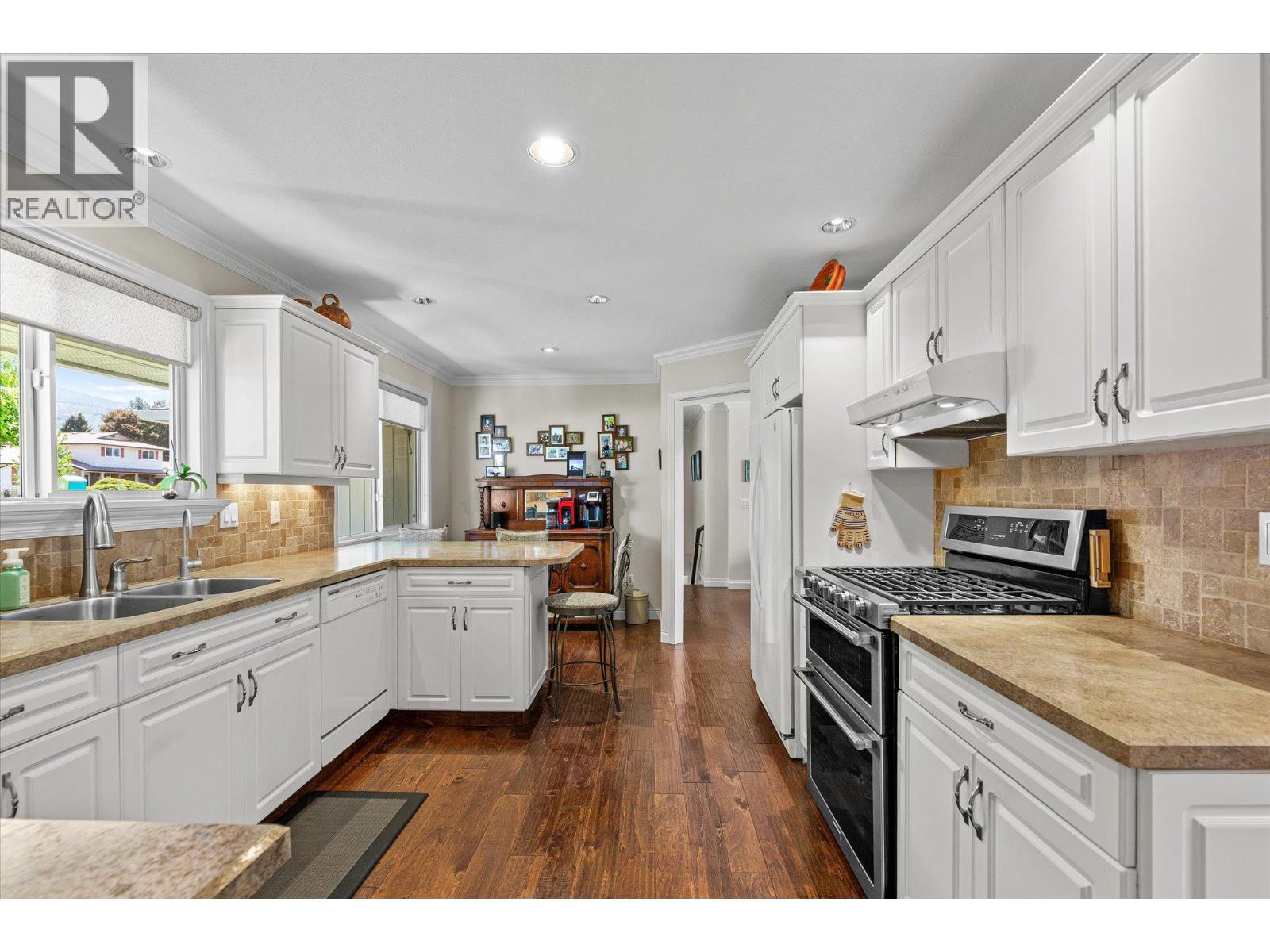 1460 Oakridge Road, Kelowna