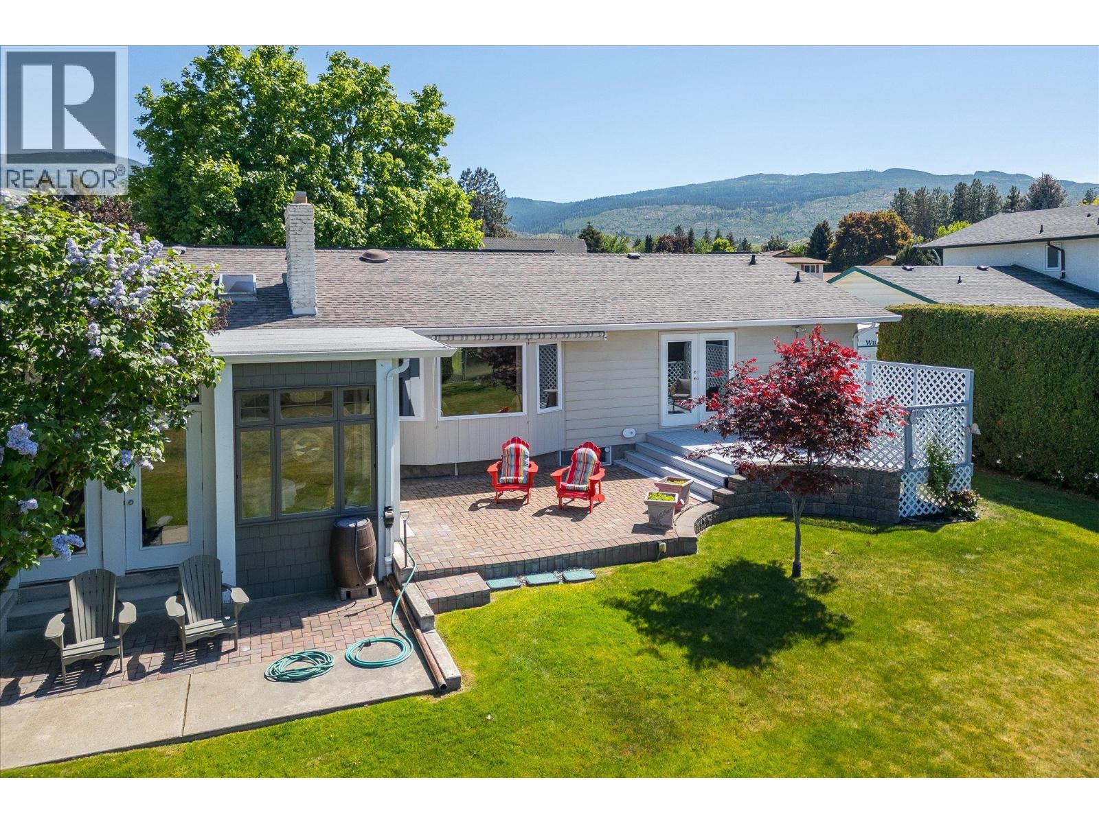 1460 Oakridge Road, Kelowna