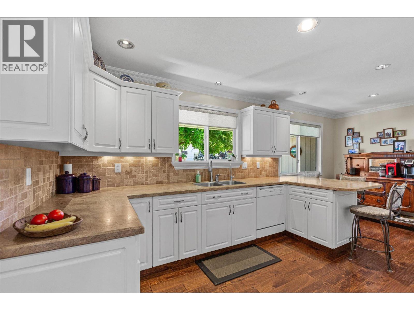 1460 Oakridge Road, Kelowna