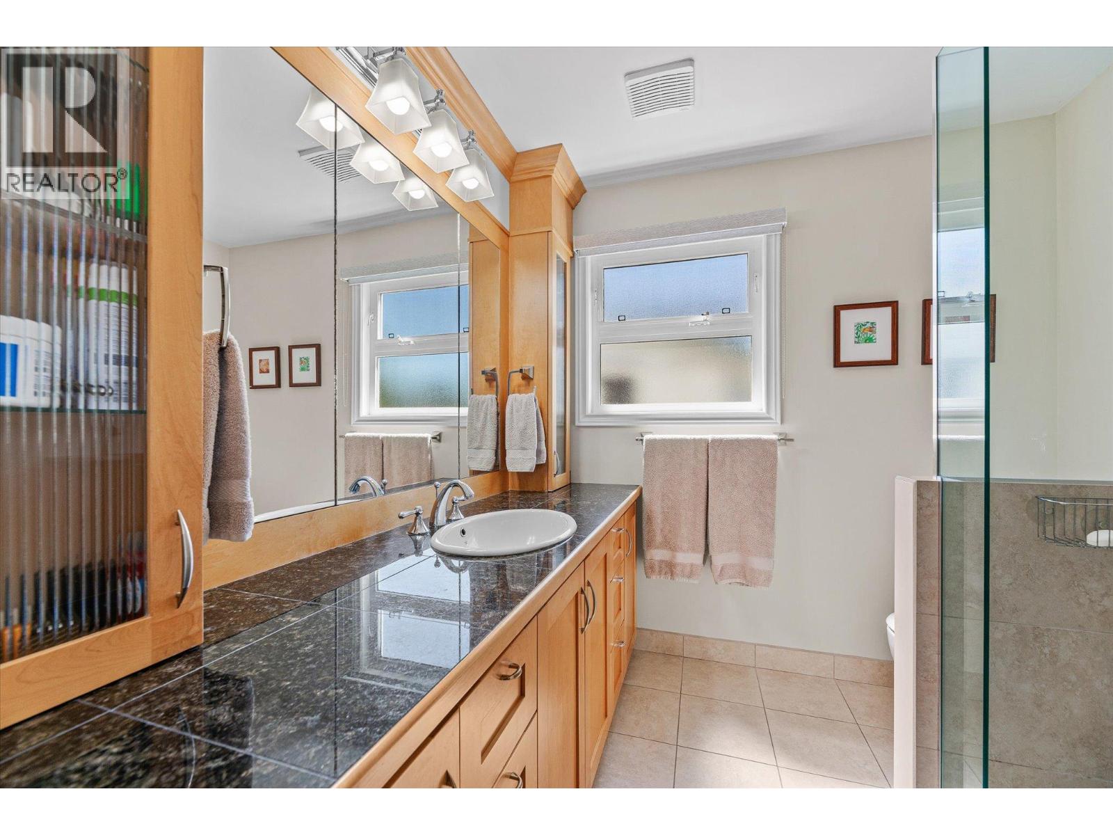1460 Oakridge Road, Kelowna