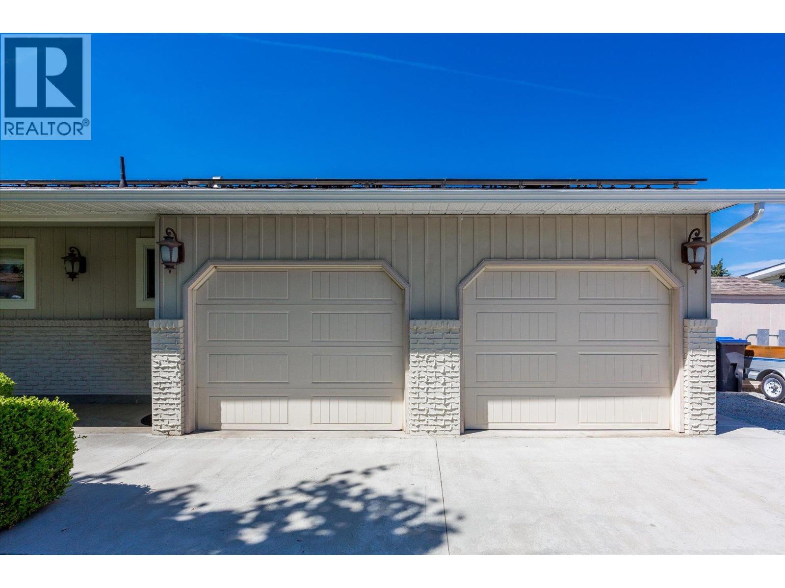 1460 Oakridge Road, Kelowna
