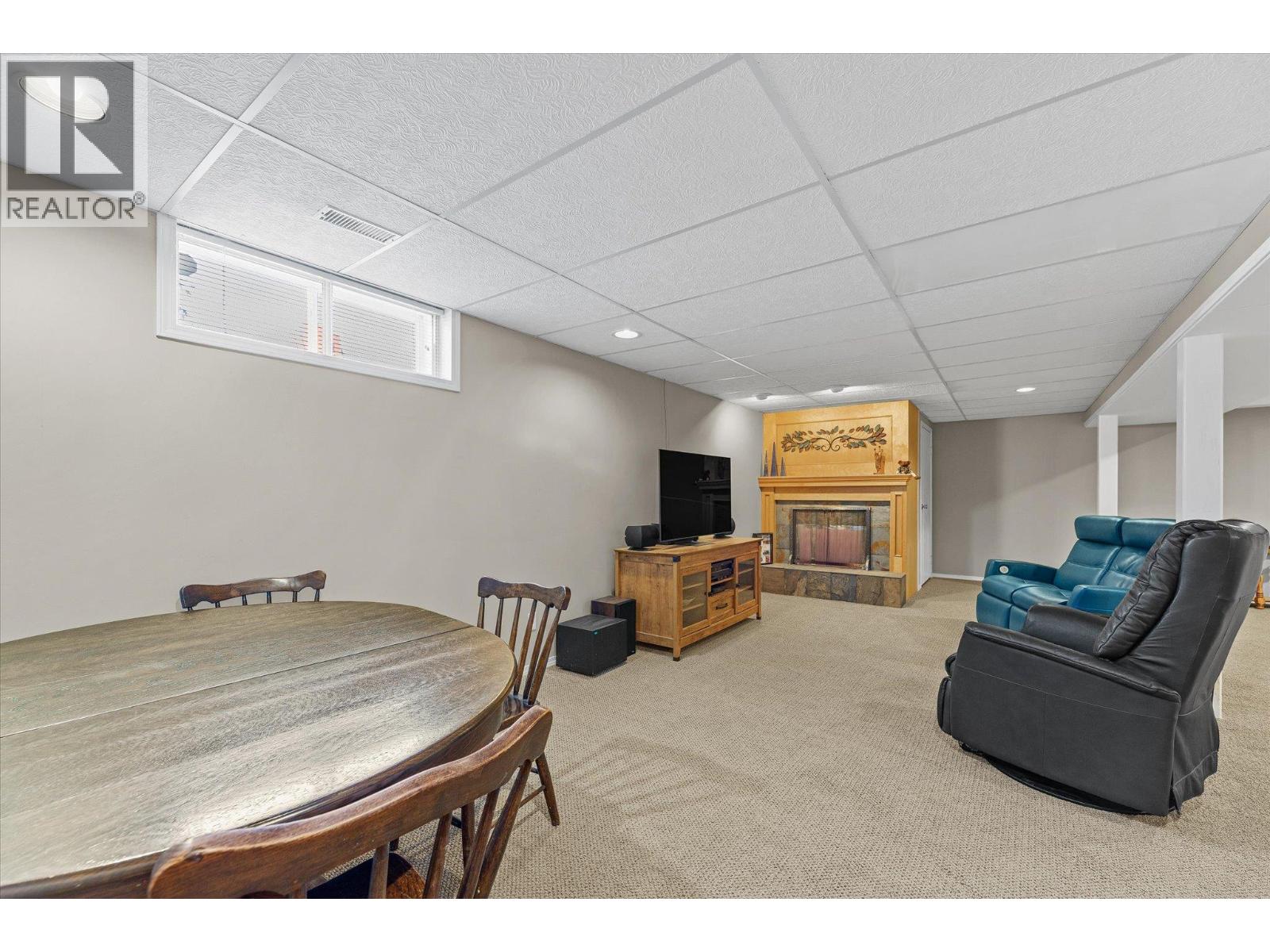 1460 Oakridge Road, Kelowna