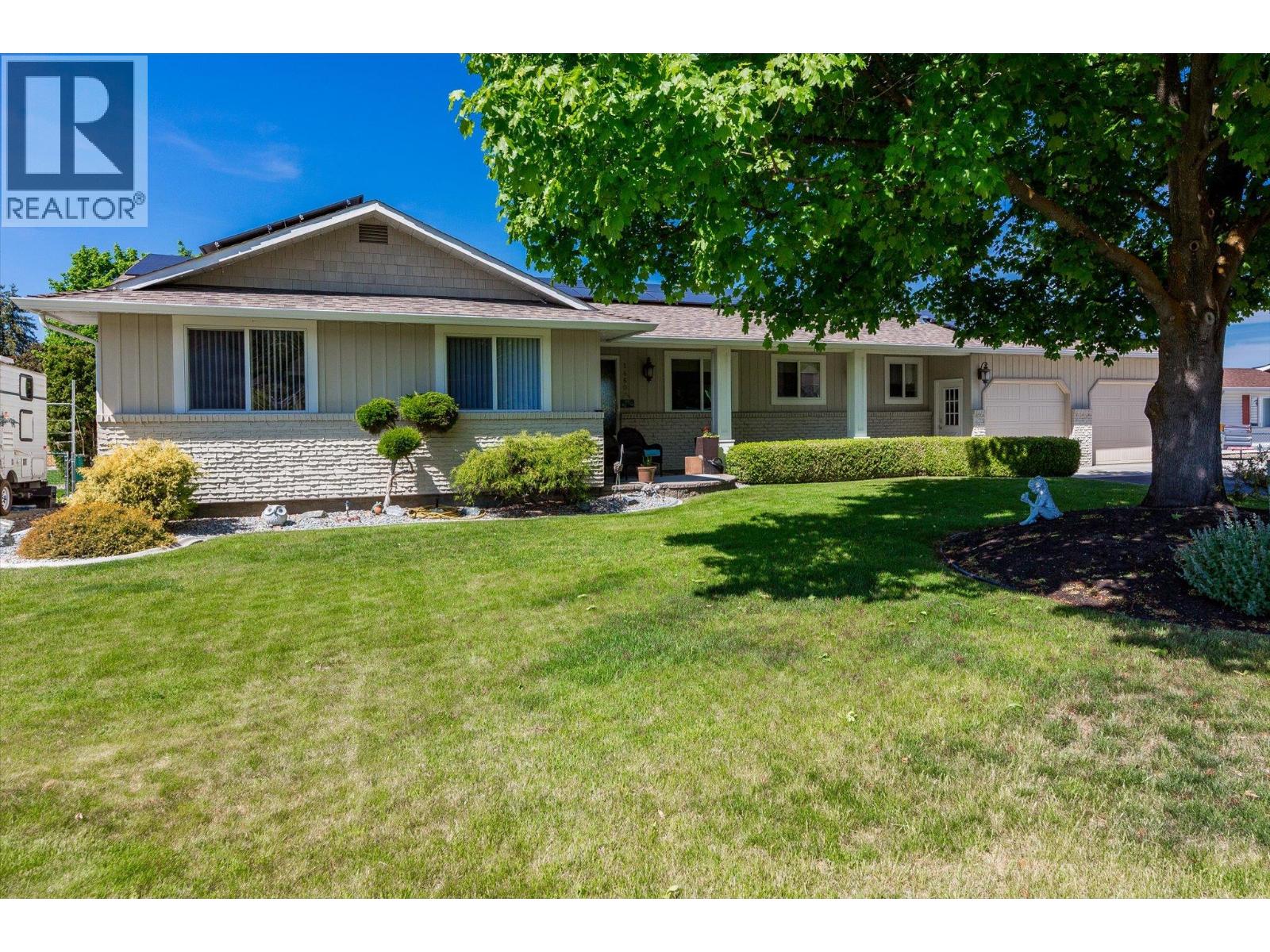 1460 Oakridge Road, Kelowna