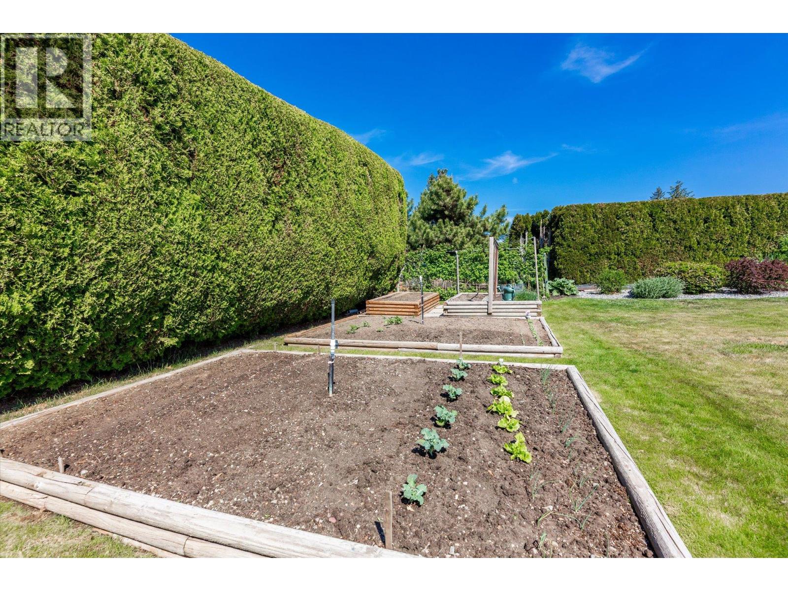 1460 Oakridge Road, Kelowna