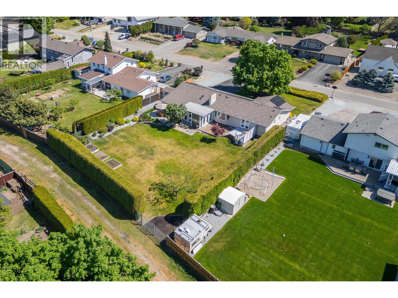 1460 Oakridge Road, Kelowna