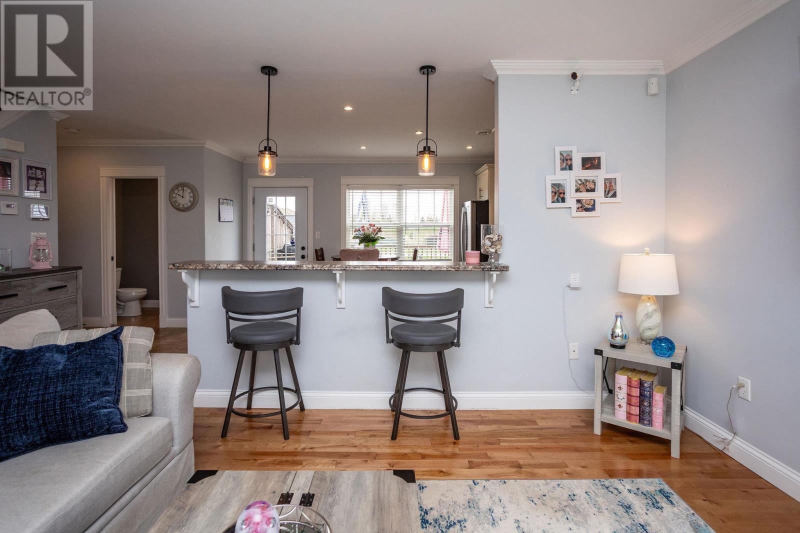 17 Cameron Heights - 6