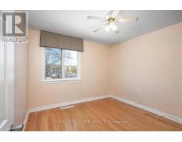 254 Simcoe Road, Bradford West Gwillimbury, ON L3Z1Y9 Photo 14