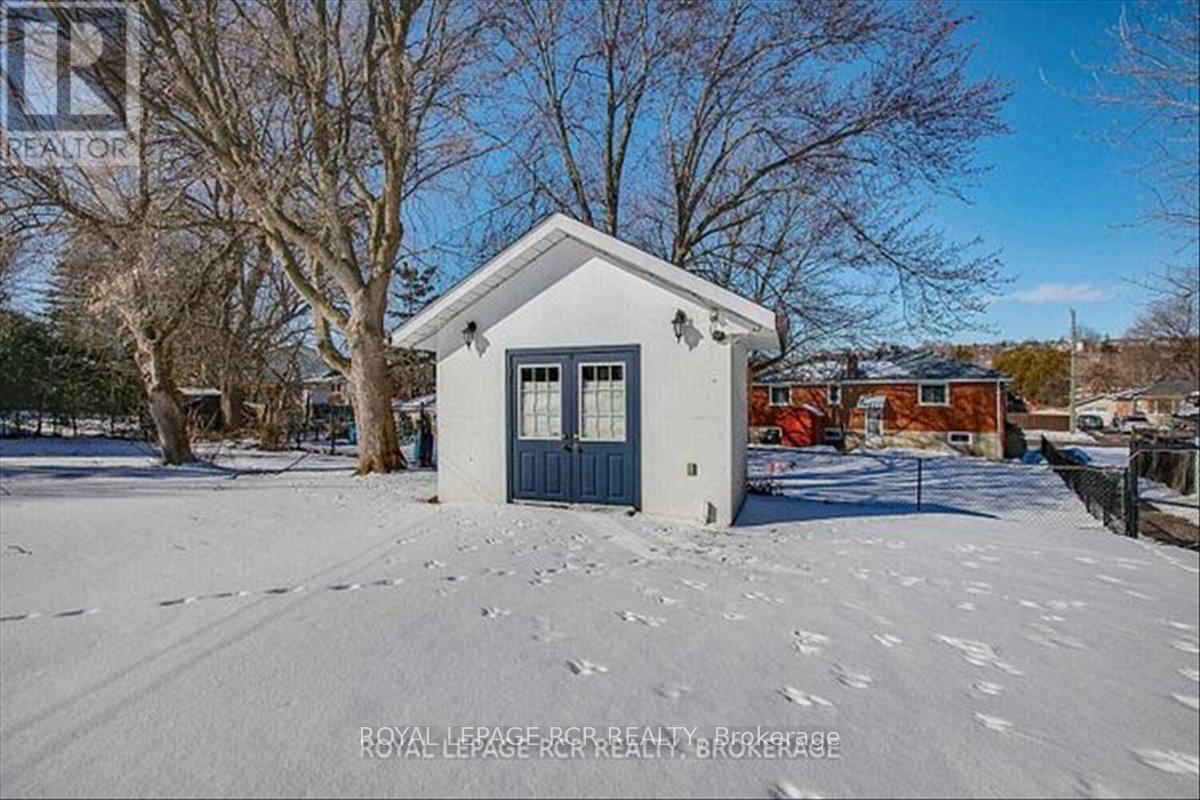 254 SIMCOE ROAD - 17