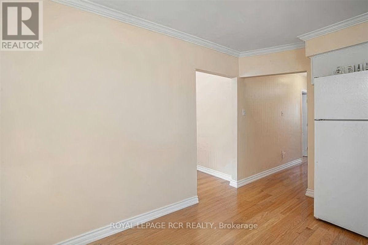 254 SIMCOE ROAD - 10