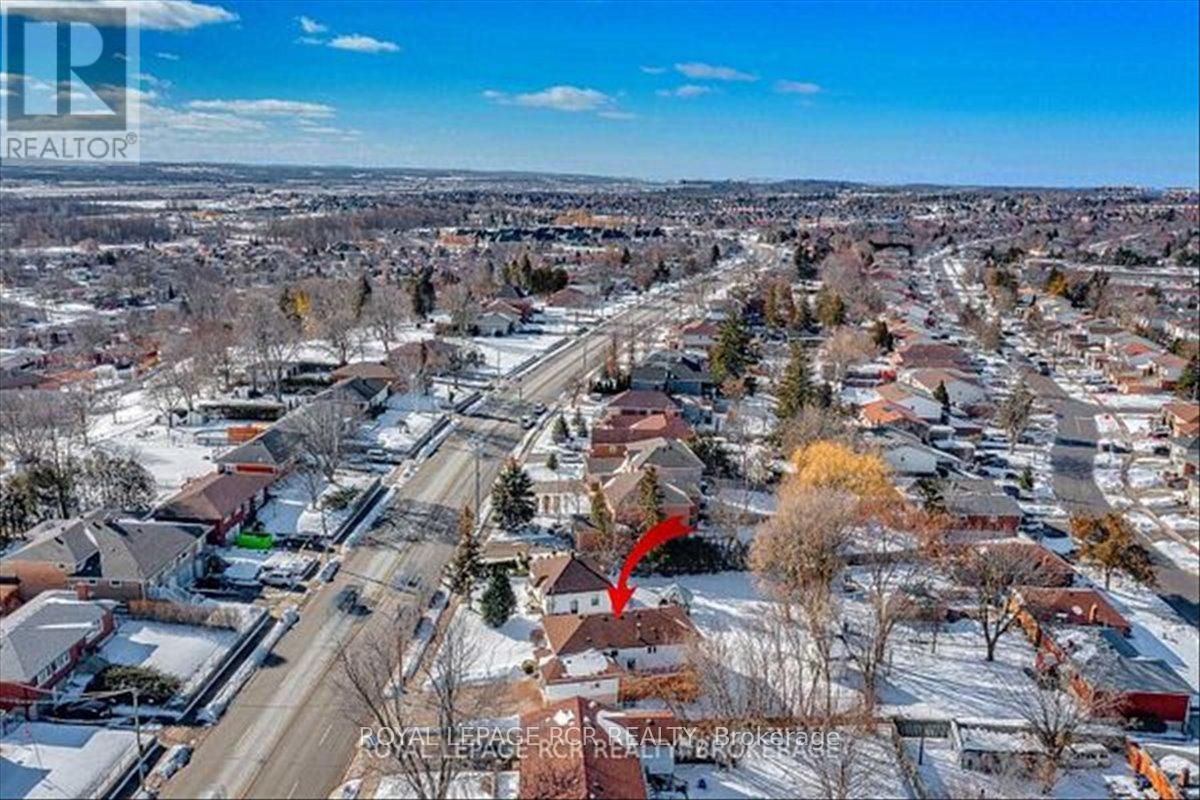 254 SIMCOE ROAD - 20