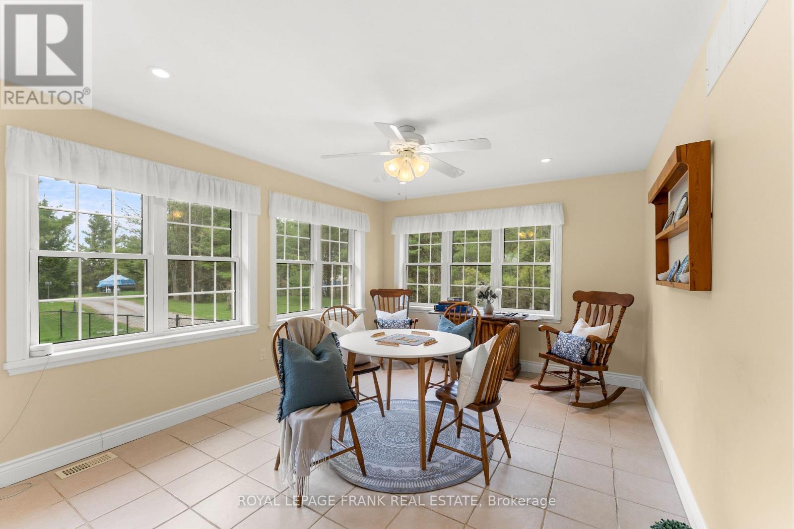 382 LAKEHURST CIRCLE ROAD - 27