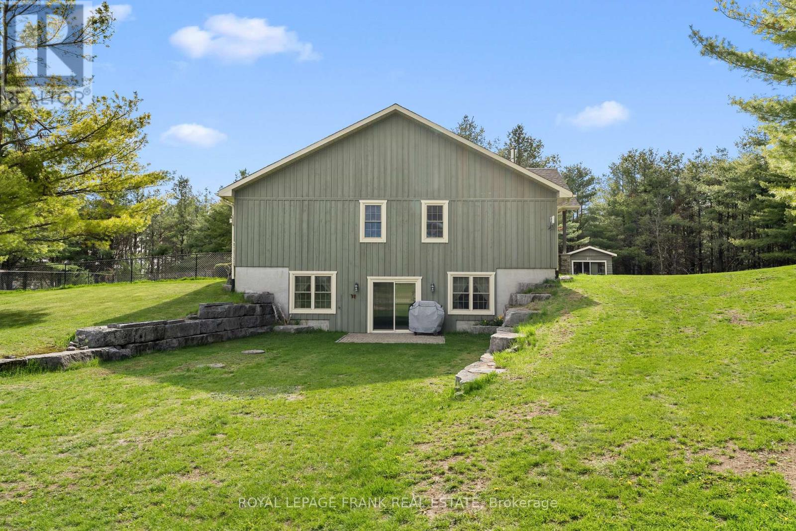 382 LAKEHURST CIRCLE ROAD - 36