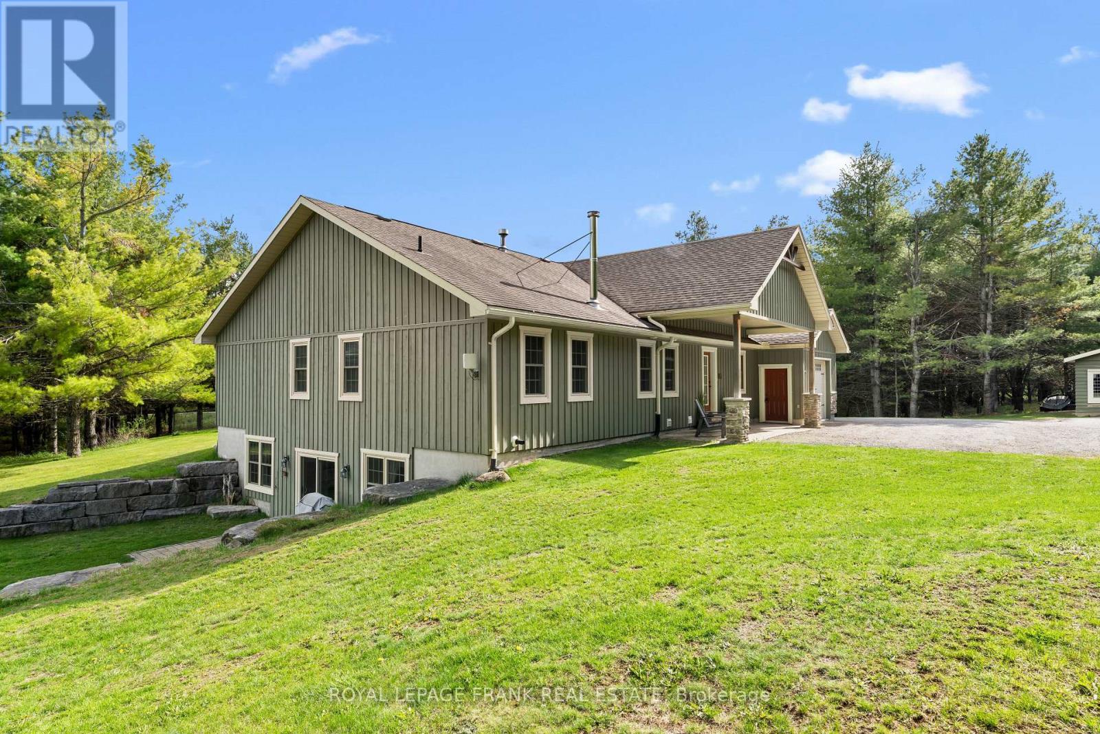 382 LAKEHURST CIRCLE ROAD - 40