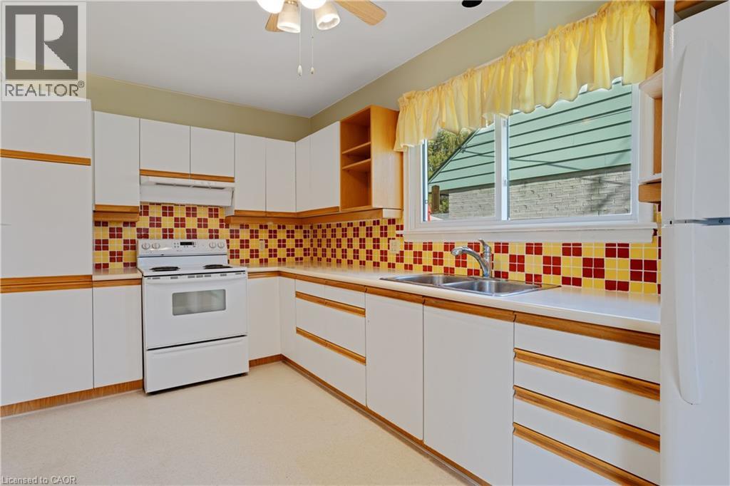 70 ROXBOROUGH Avenue, Kitchener, Ontario, N2M1P7 — Photo 23