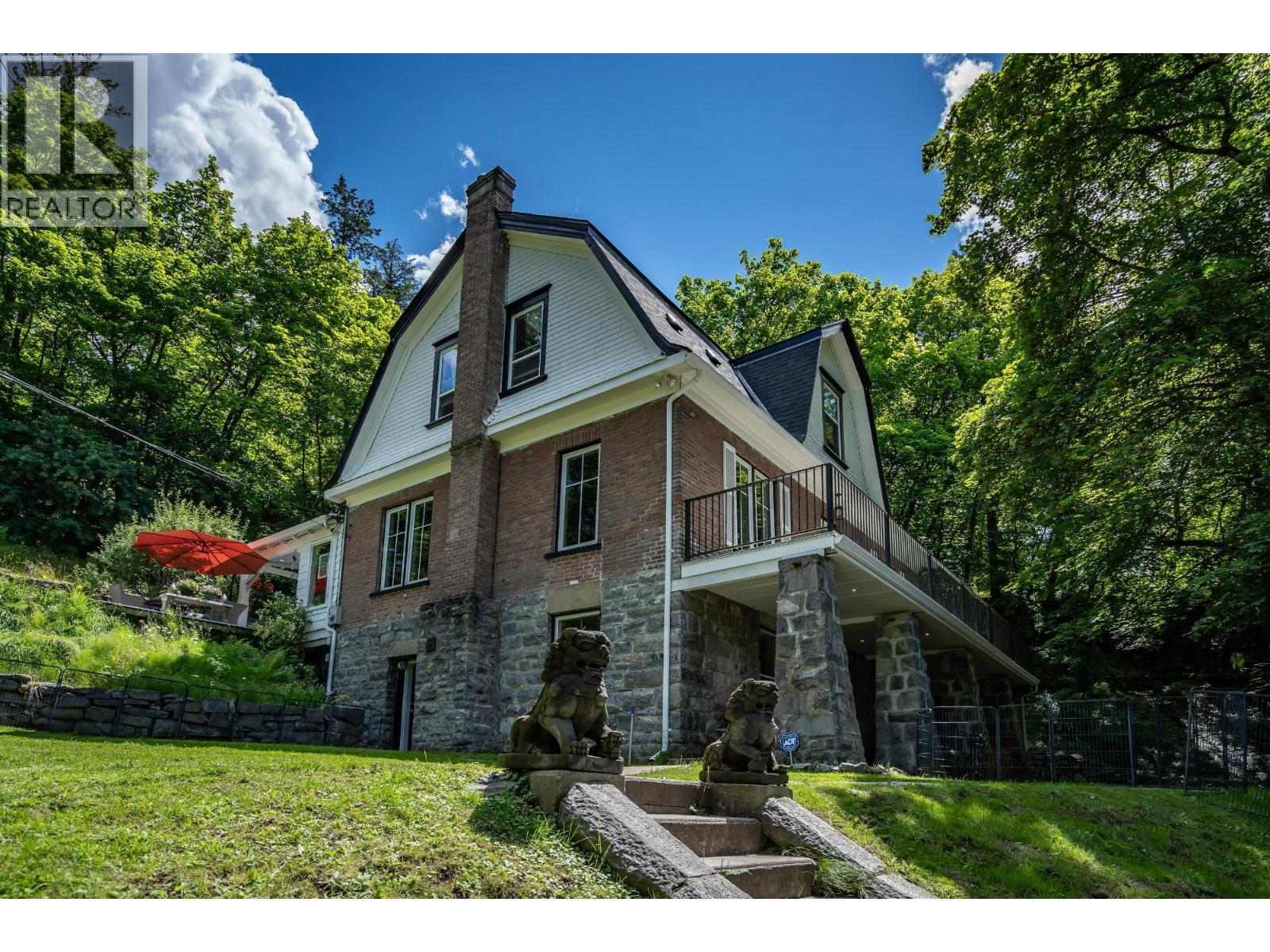 519 Cedar Street - Image 2