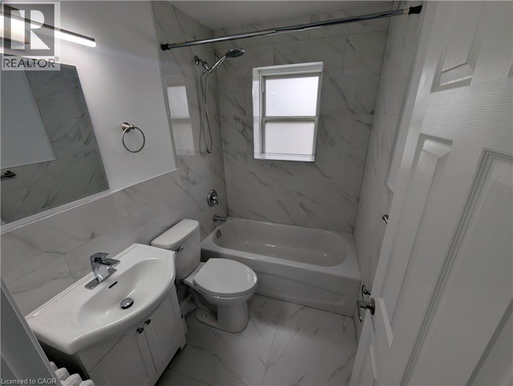 849 BRANT Street Unit# 3, Burlington, Ontario, L7R2J6 — Photo 3