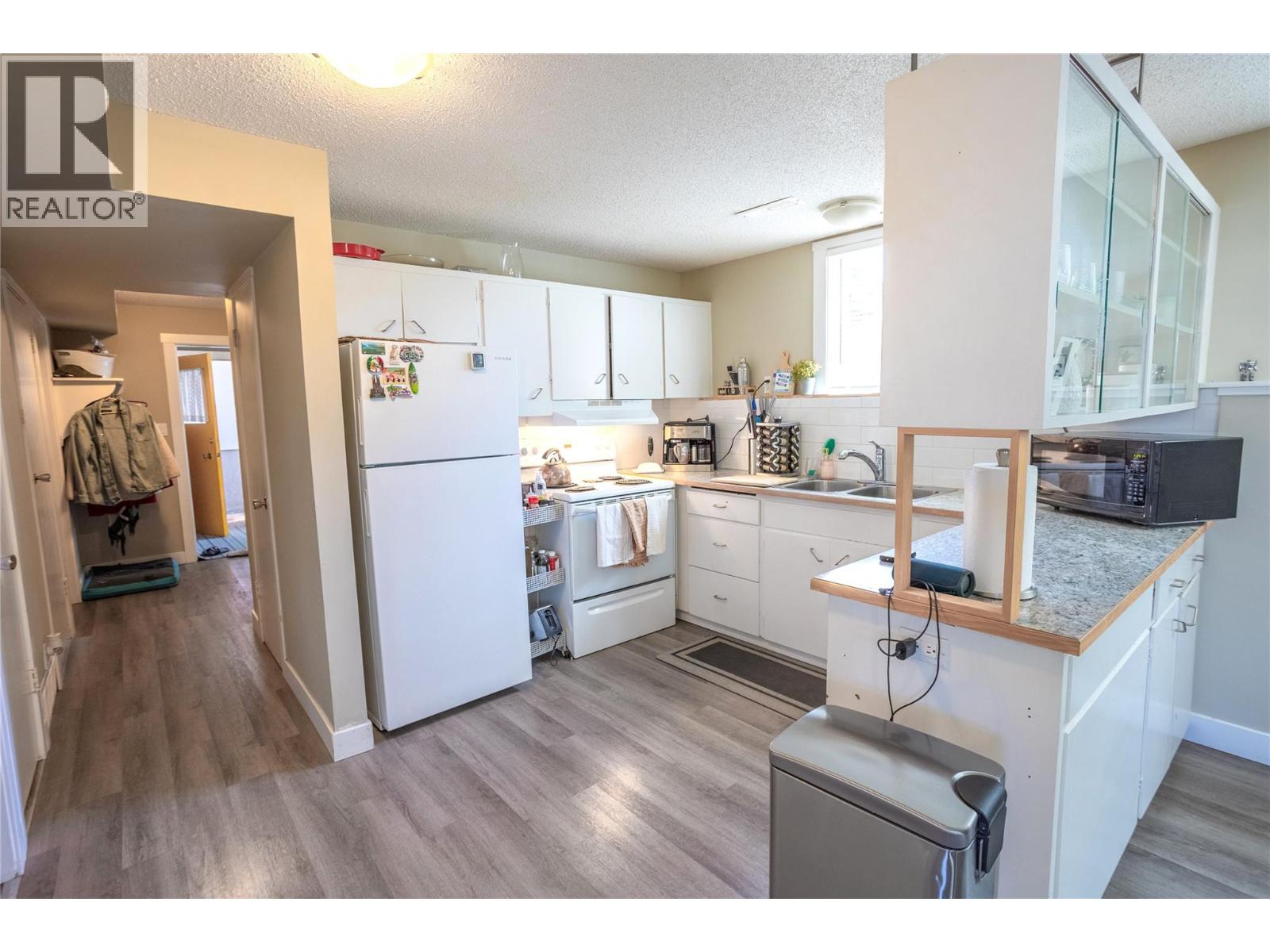 530 Roanoke Avenue, Kelowna