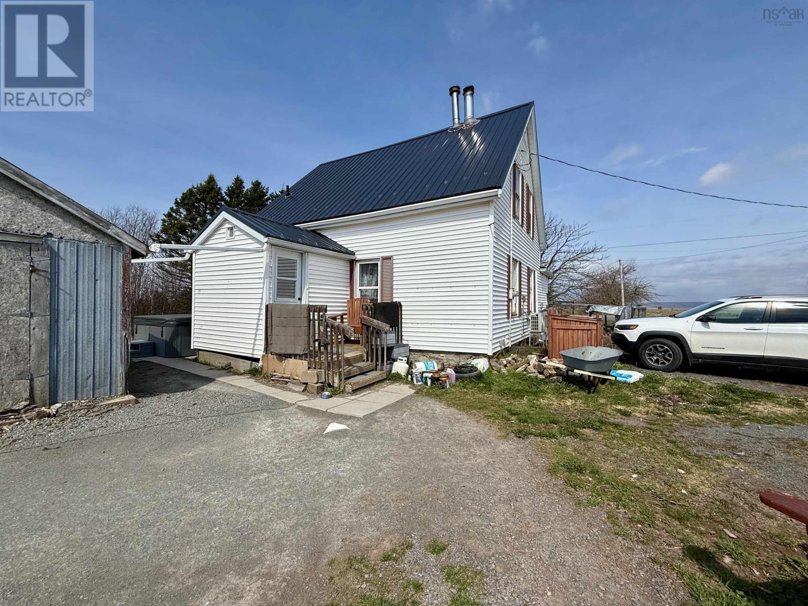 574 Burntcoat Road - 13
