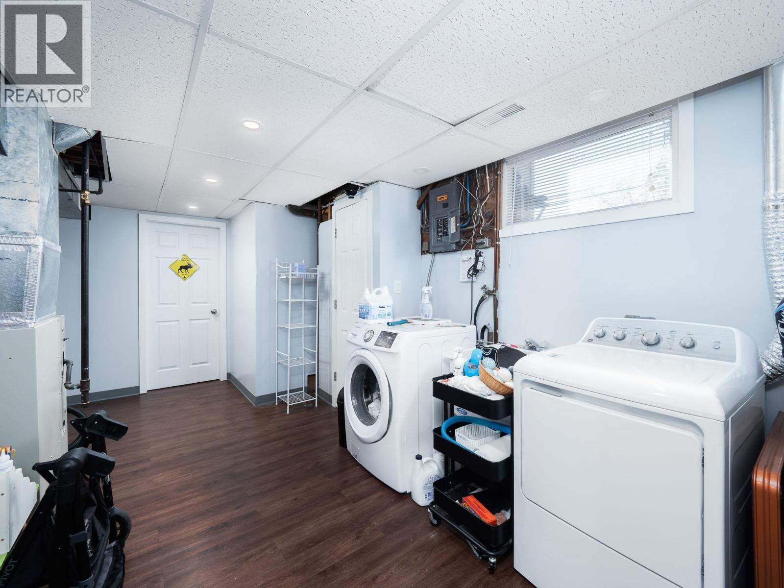 243 S NICHOLSON STREET - 28