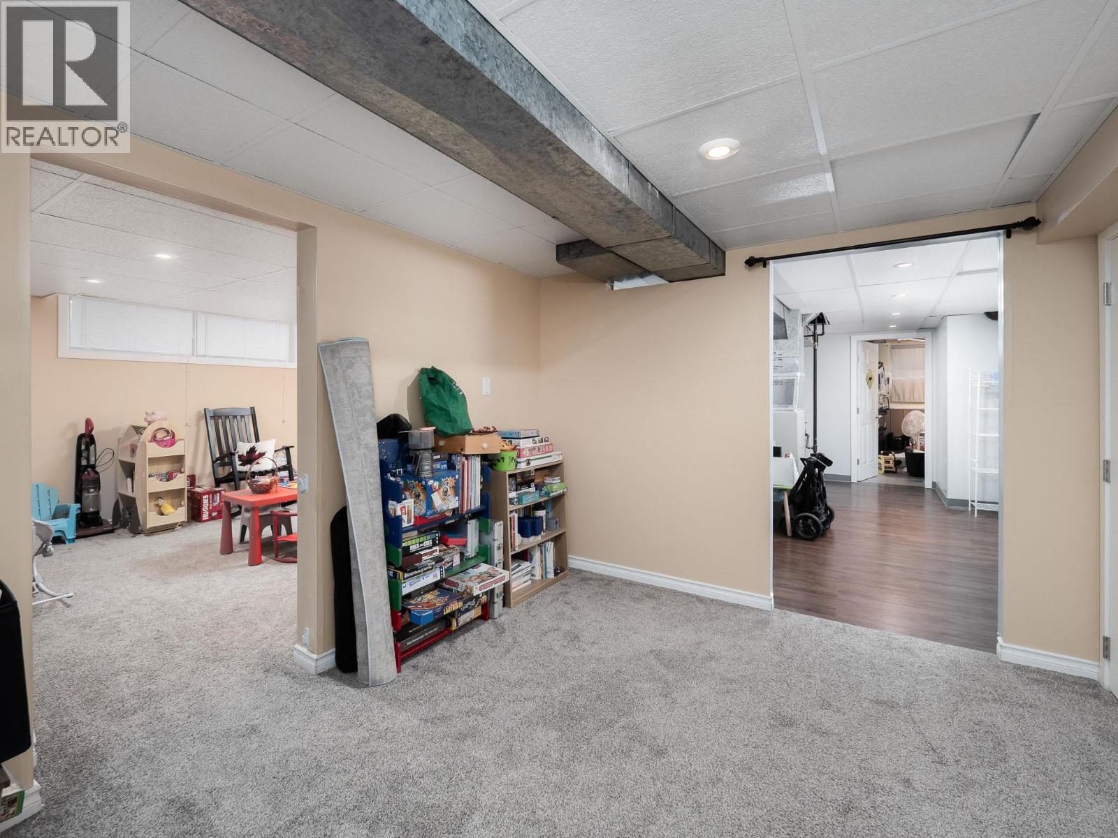 243 S NICHOLSON STREET - 26