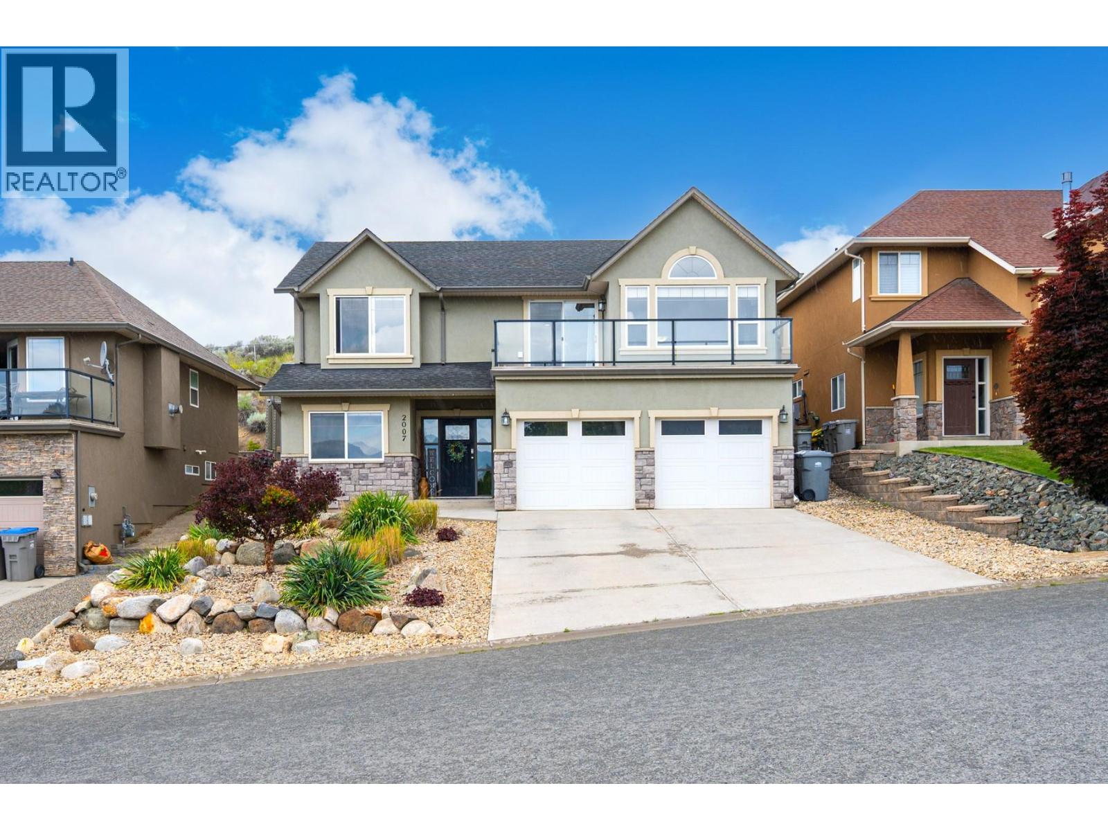2007 SADDLEBACK Drive - 1