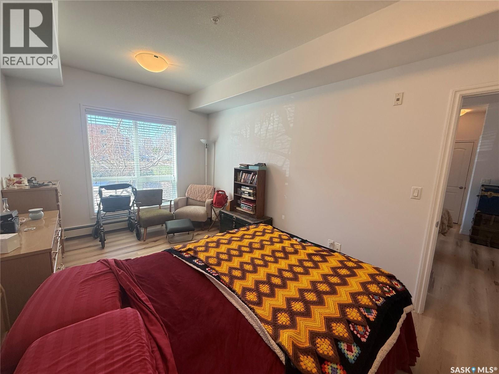 #128 2710 Main STREET - 16