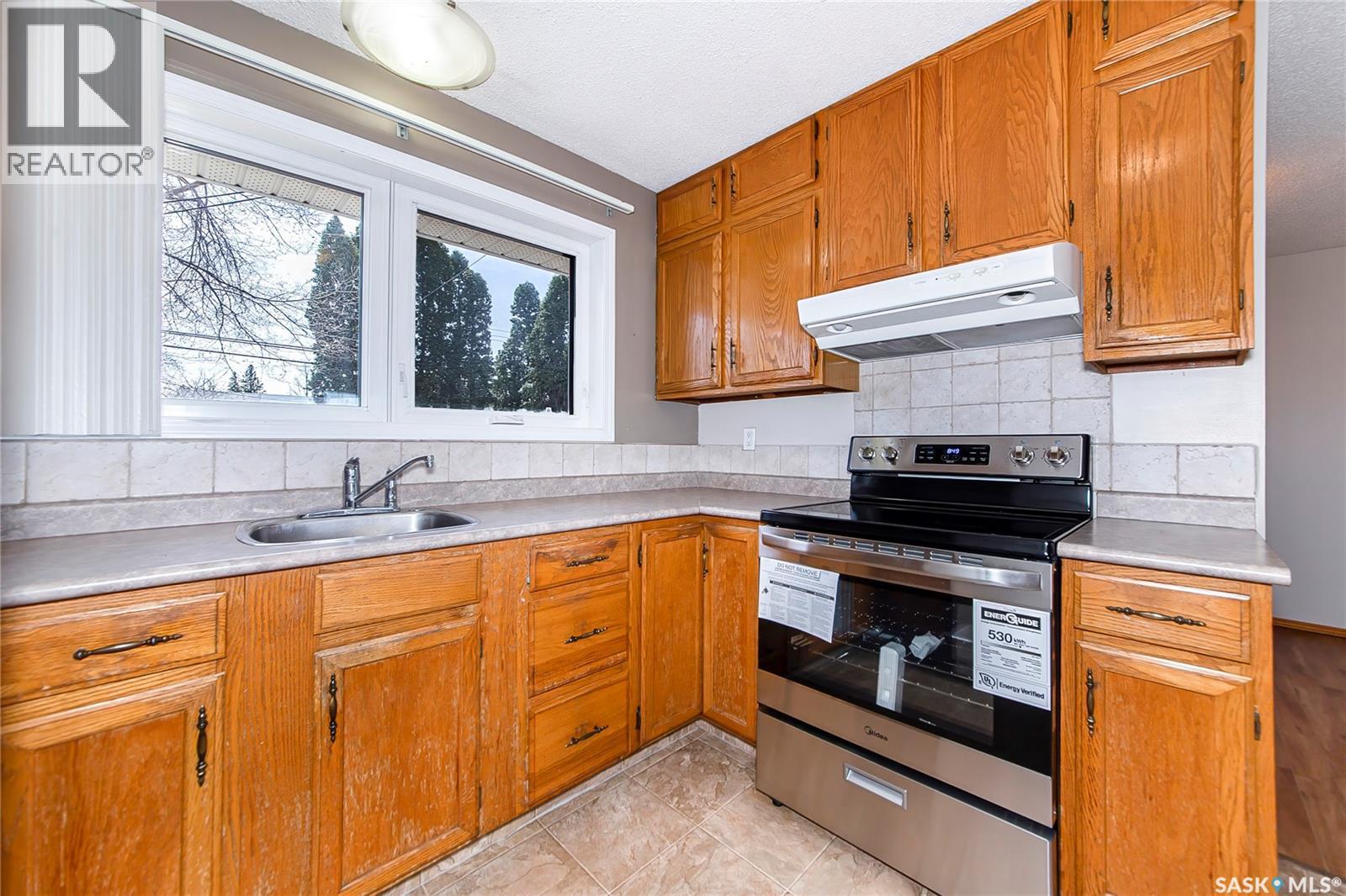 3024 14th STREET E - 13