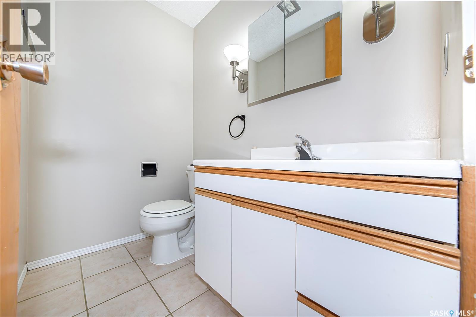 3024 14th STREET E - 22