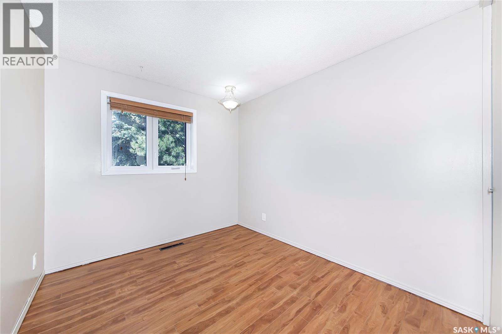 3024 14th STREET E - 23