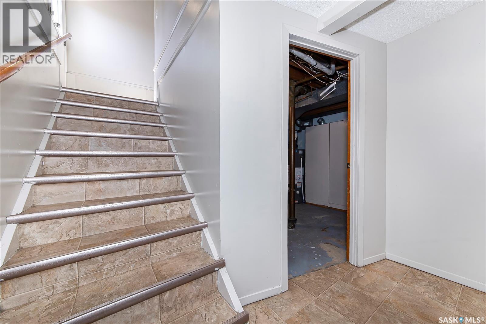 3024 14th STREET E - 25