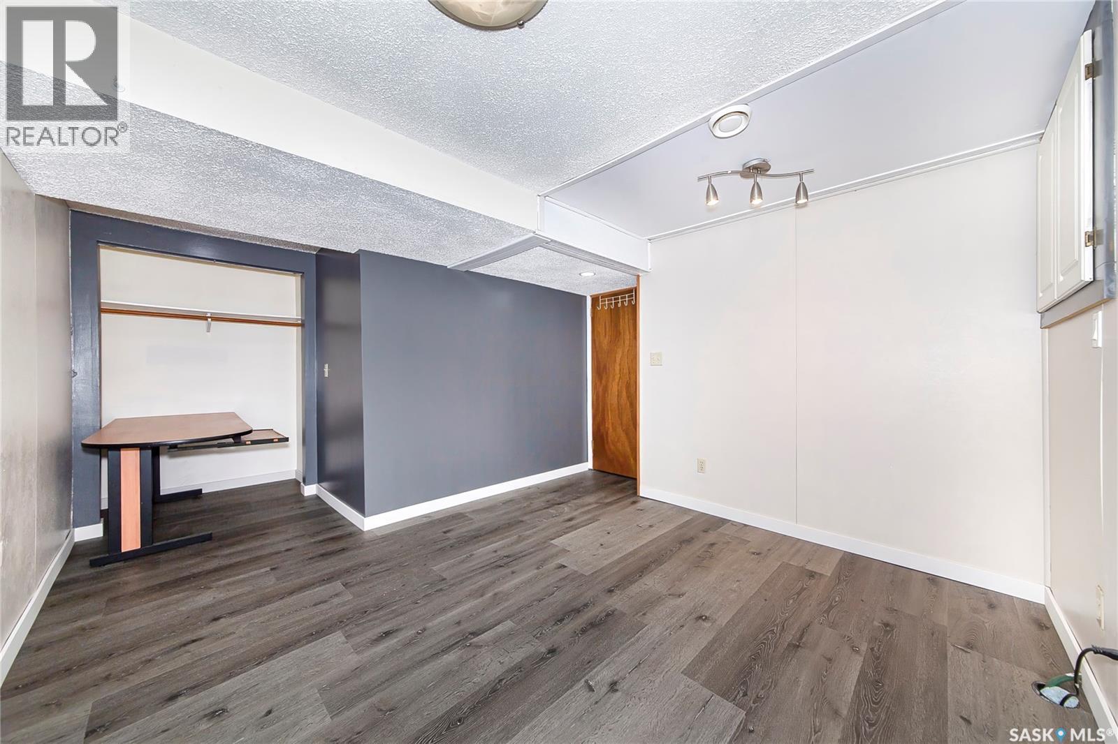 3024 14th STREET E - 37