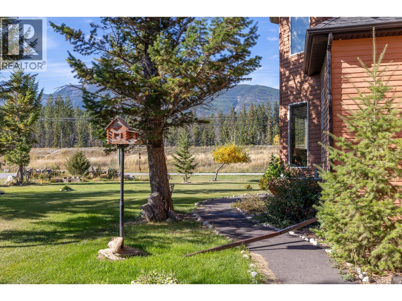 6823 COLUMBIA RIDGE Drive, Fairmont Hot Springs