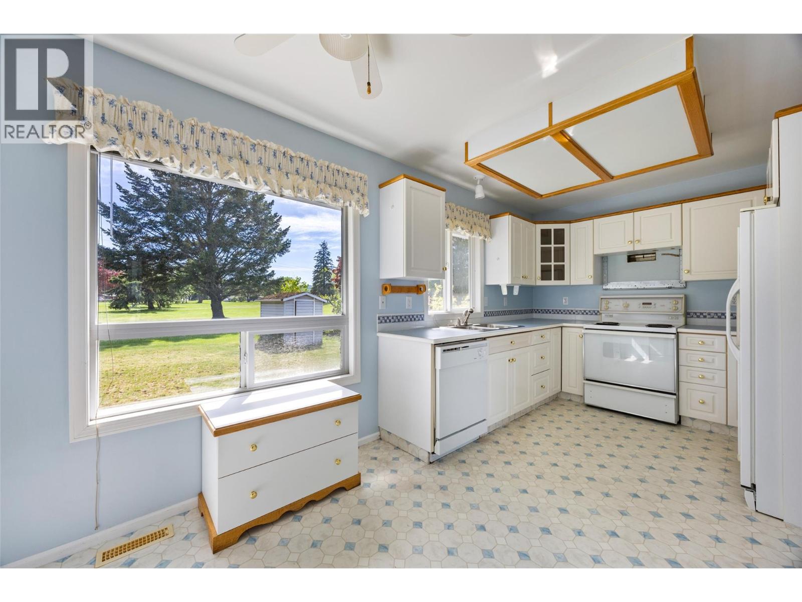 917 Hysop Road, Chase
