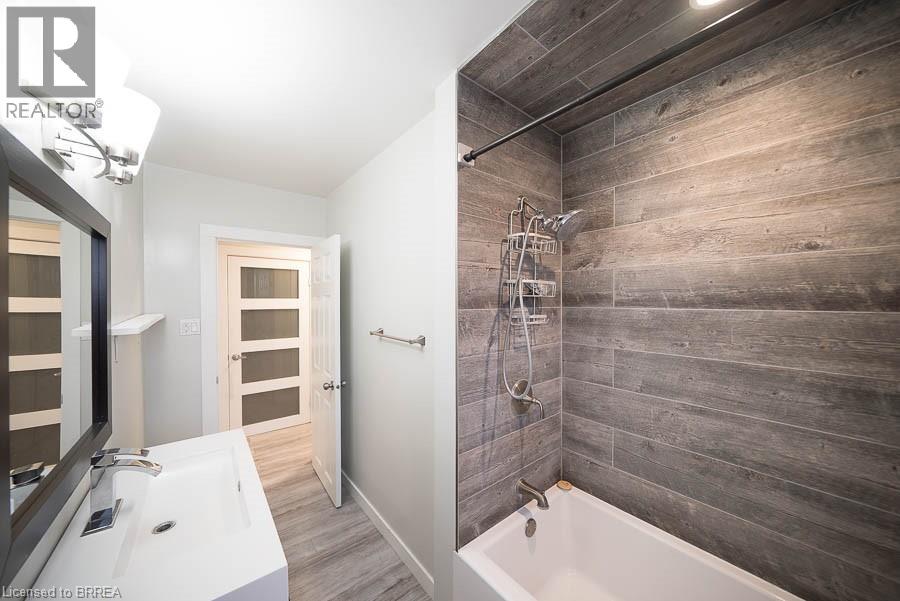 45 BUCKINGHAM Street, Brantford, Ontario, N3R3B2 — Photo 23