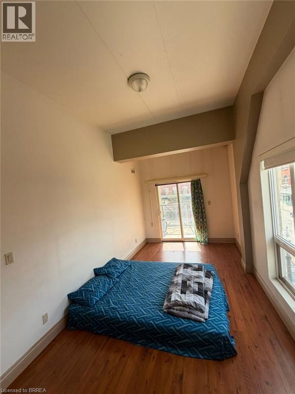 150 COLBORNE Street Unit# 201, Brantford, Ontario, N3G2T6 — Photo 3