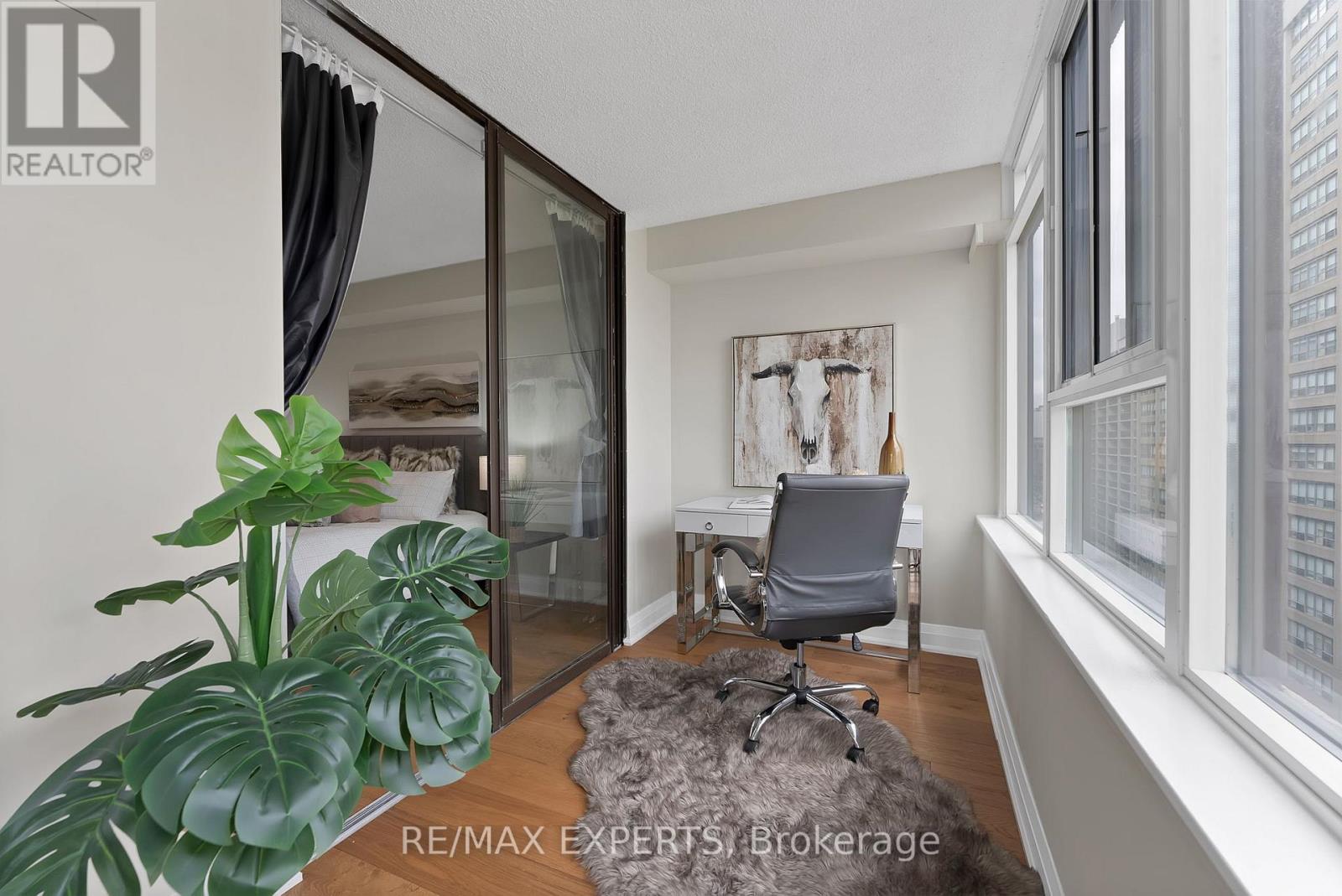 #1114 45 CARLTON STREET - 30