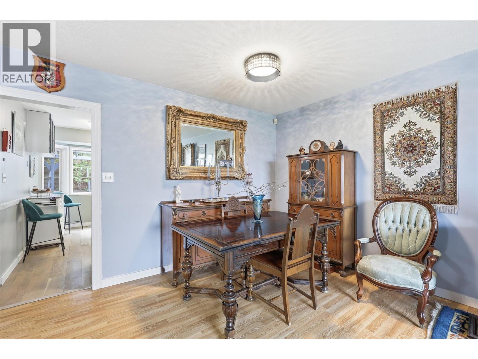 133 ROBSON Drive - 15
