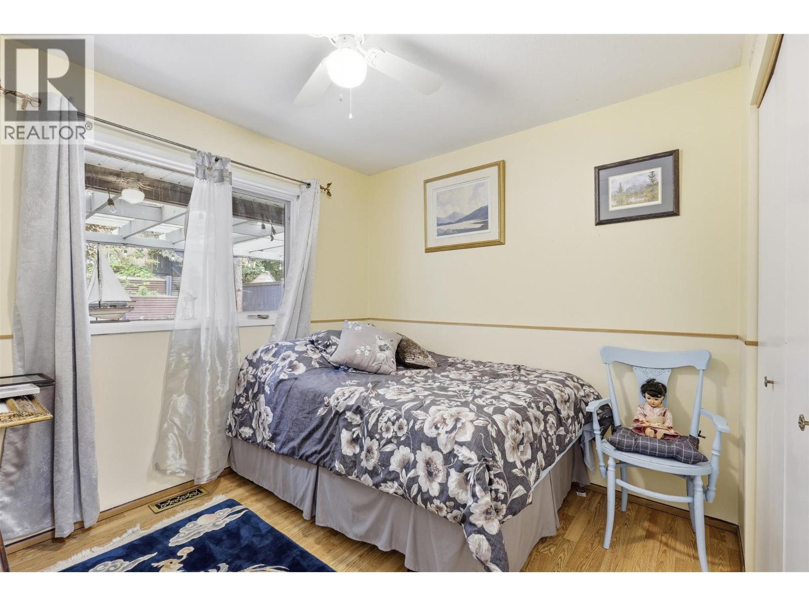 133 ROBSON Drive - 21