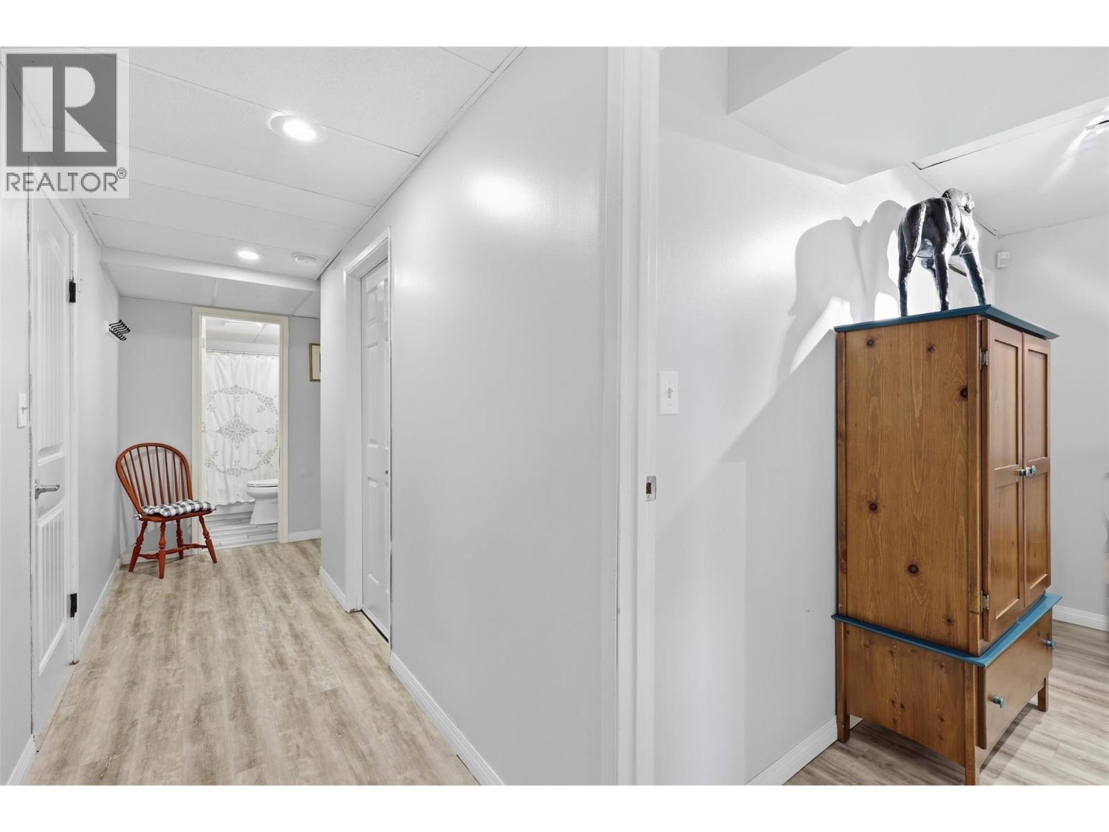 133 ROBSON Drive - 28