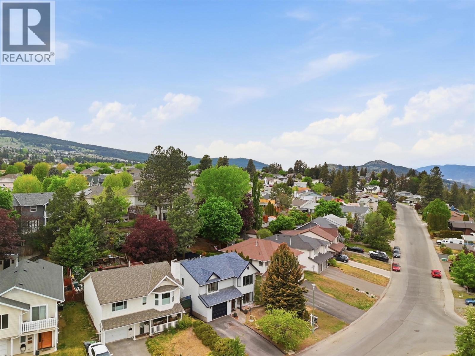 133 ROBSON Drive - 45