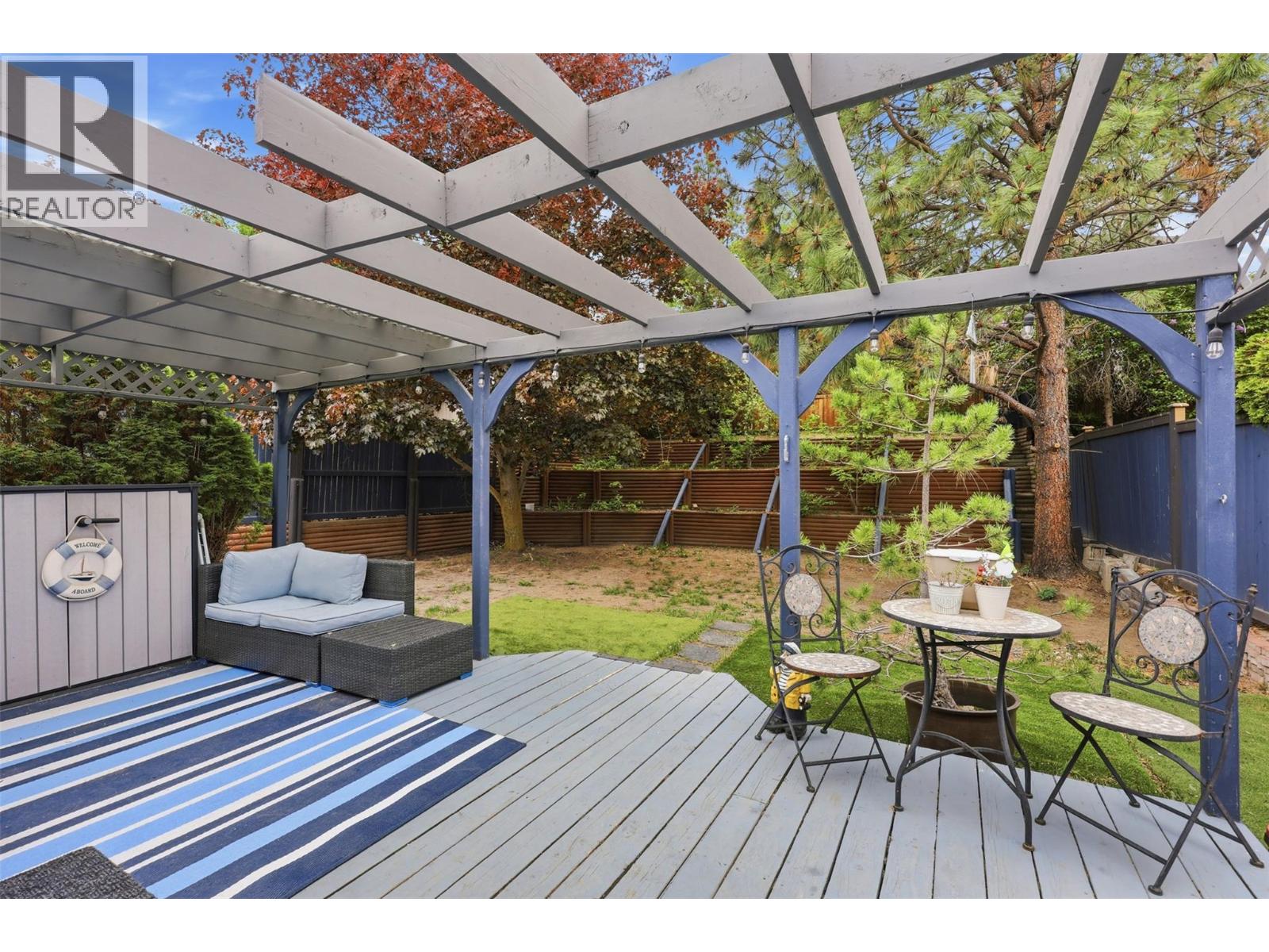 133 ROBSON Drive - 9