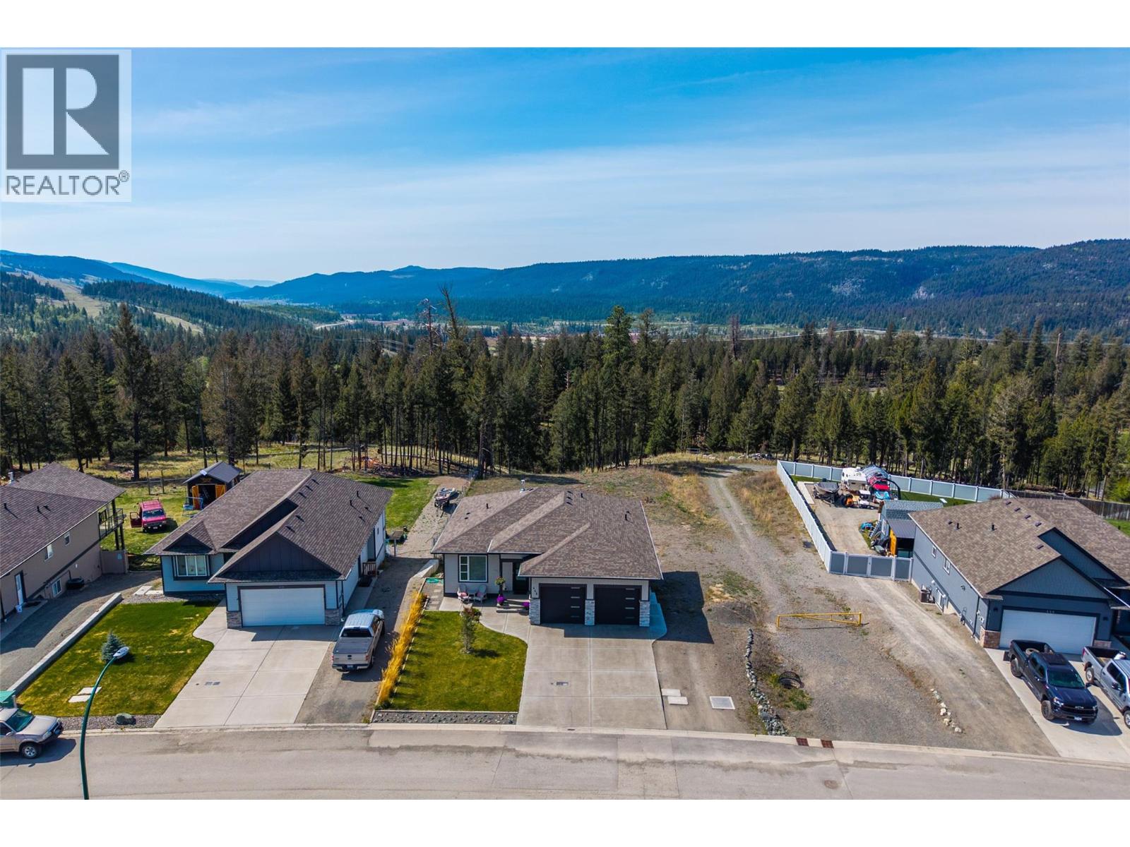 448 Daladon Drive, Logan Lake