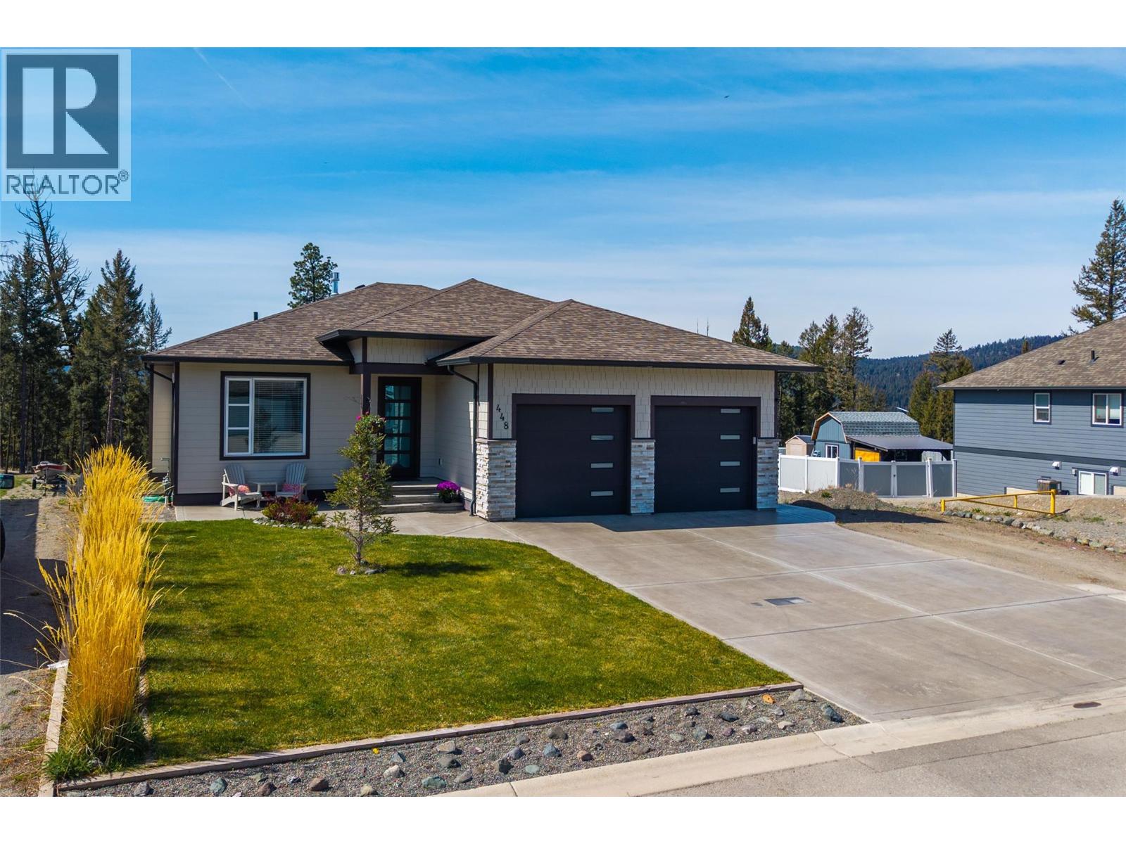 448 Daladon Drive, Logan Lake